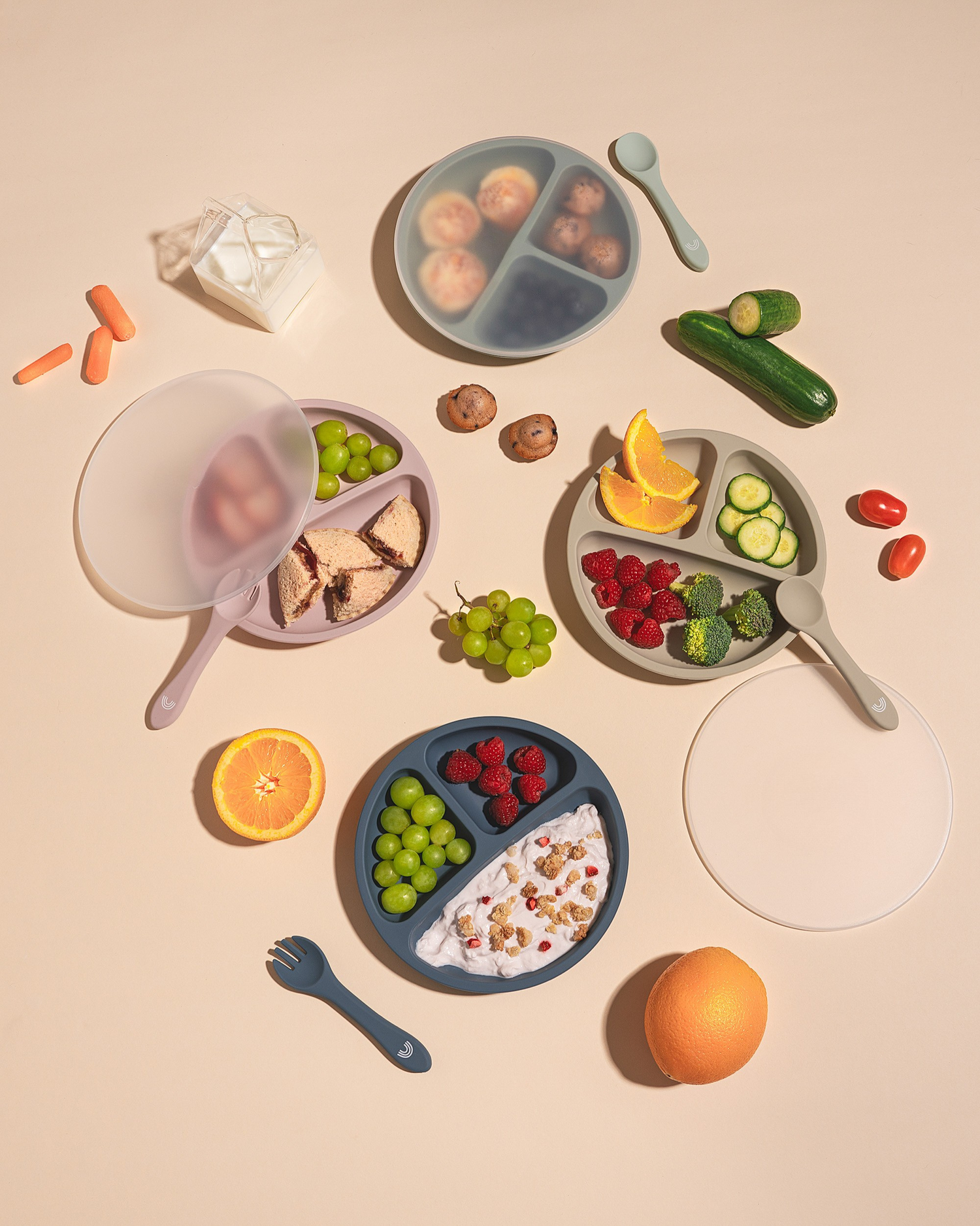 Eco-friendly silicone suction plates & bowls with lids for babies and toddlers