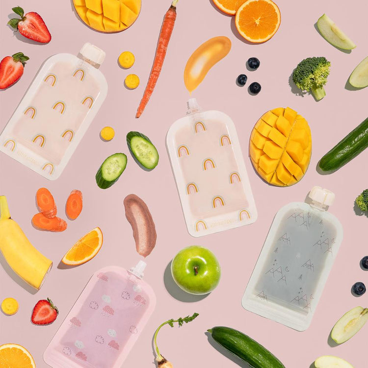 Reusable baby food pouches for applesauce & purees.
